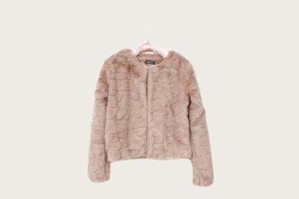 同仁市回收品牌衣服
